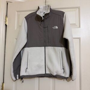 The North Face Women’s Gray White PolarTec Fleece Jacket Size Large L